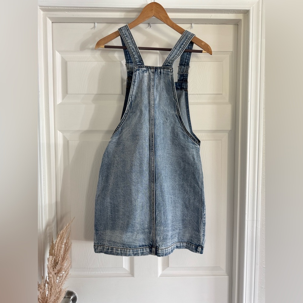 Forever 21 Light Wash Denim Overall Dress - Picture 2 of 11